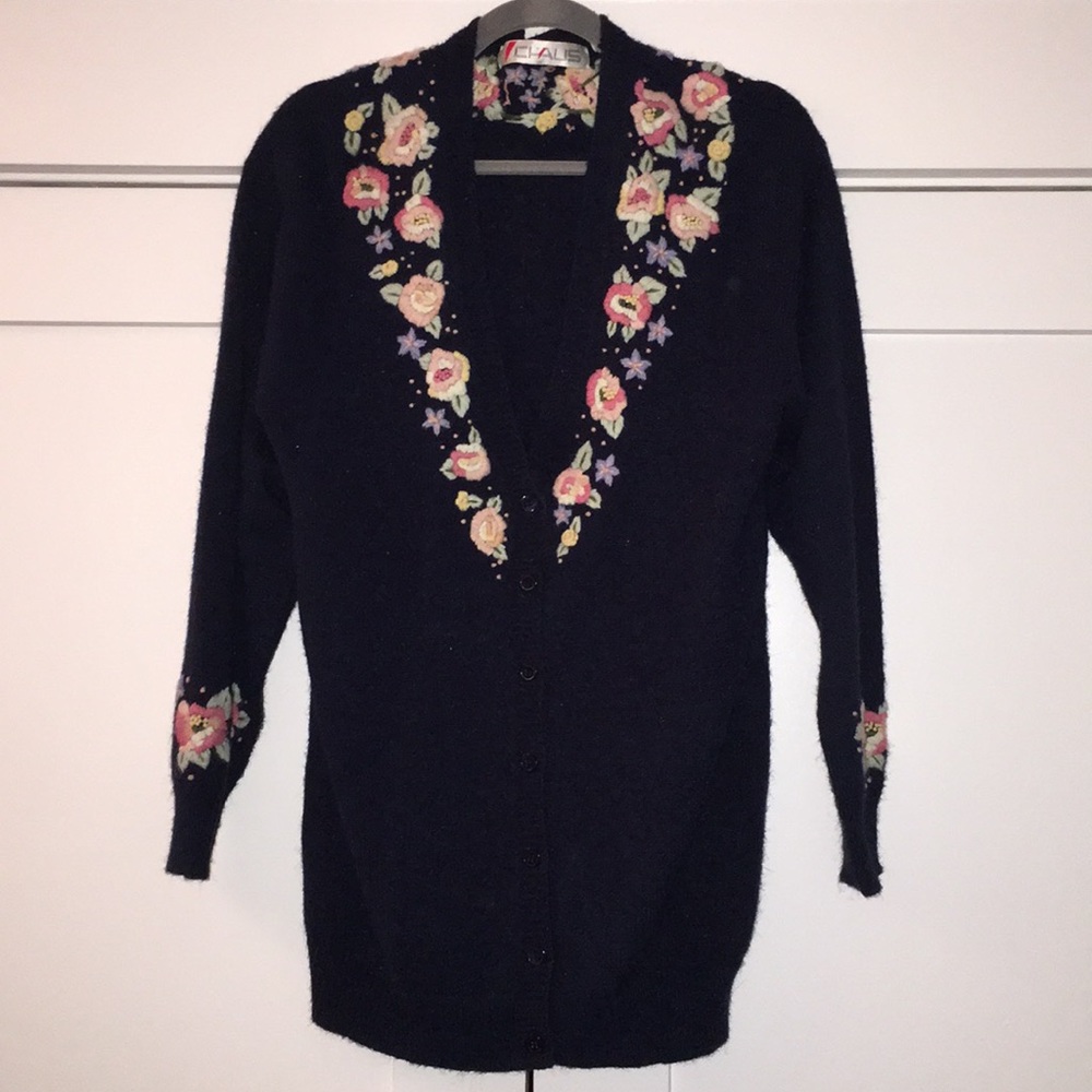 Chaus long cardigan. Design woven as part of the fabric. Beautiful